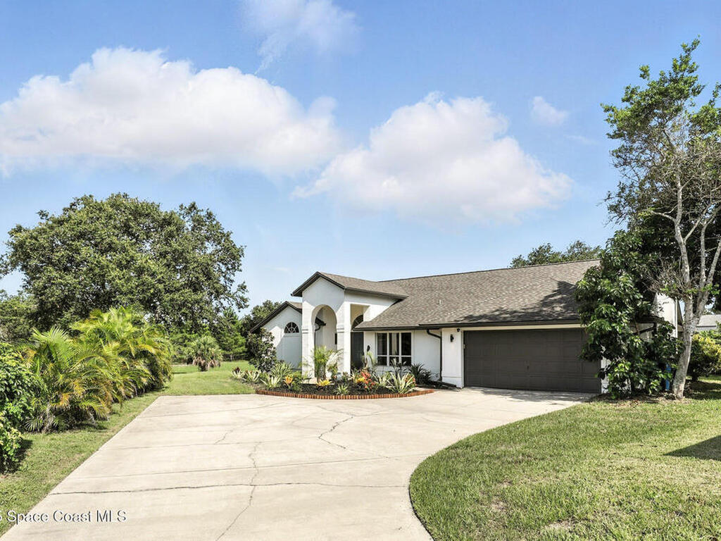 960 Falls Trail, Malabar, FL 32950