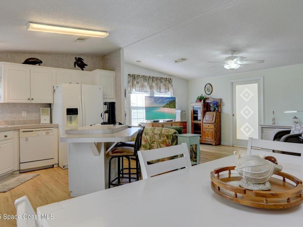 9825 61st Parkway, Sebastian, FL 32958