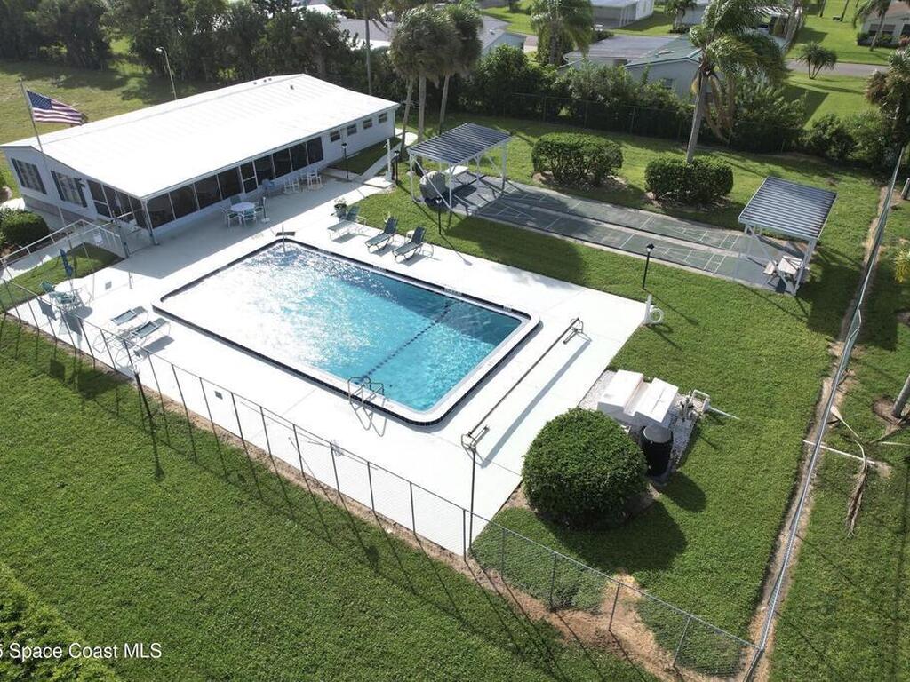 9825 61st Parkway, Sebastian, FL 32958