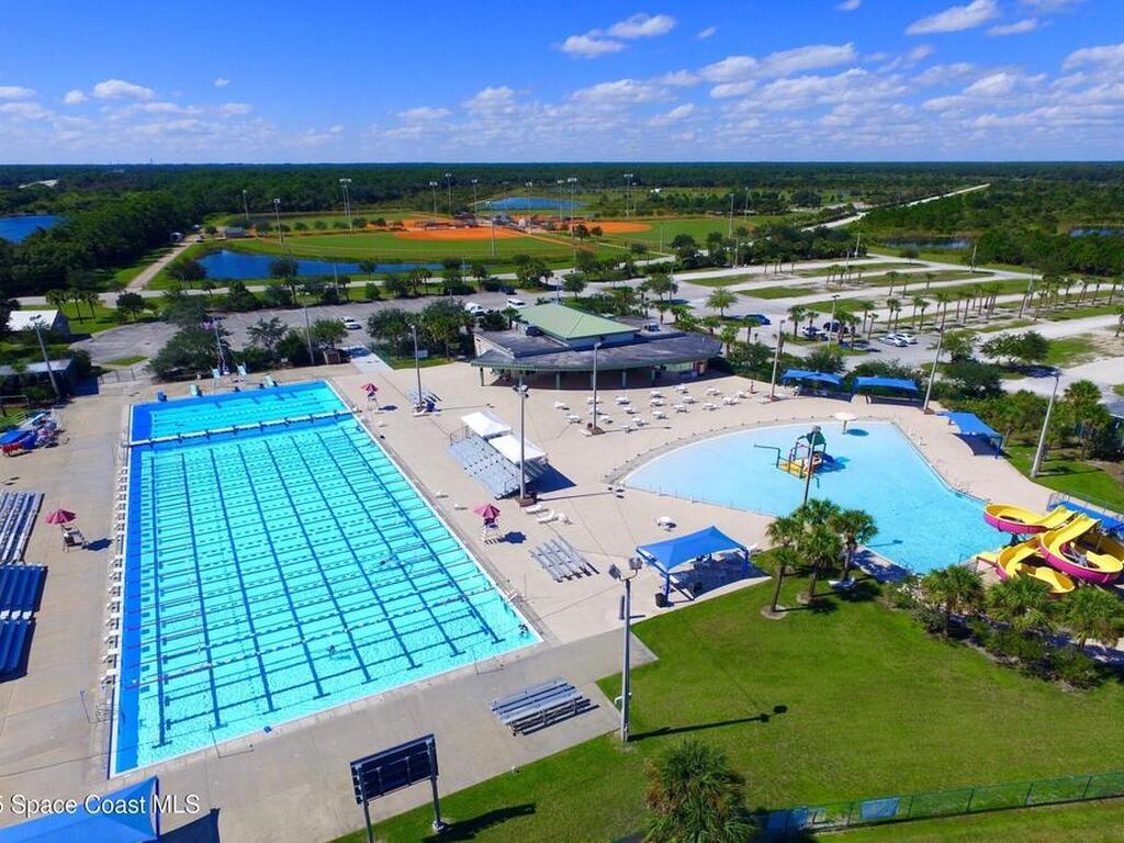 9825 61st Parkway, Sebastian, FL 32958
