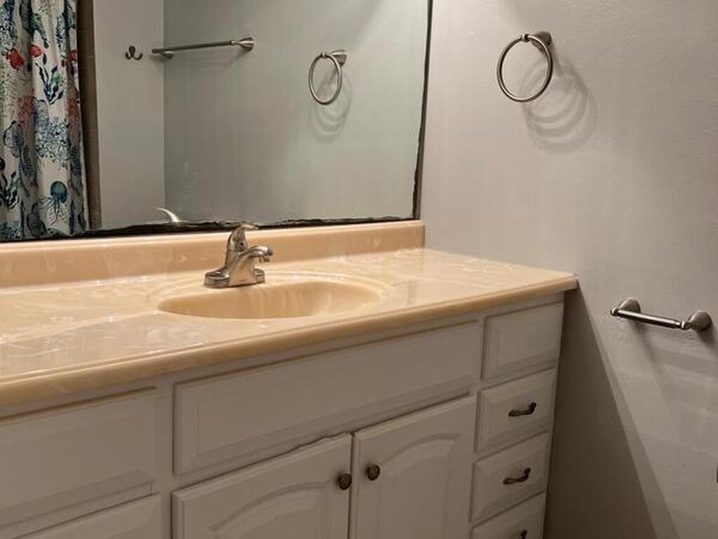 441 N Harbor City Boulevard, Melbourne, FL 32935