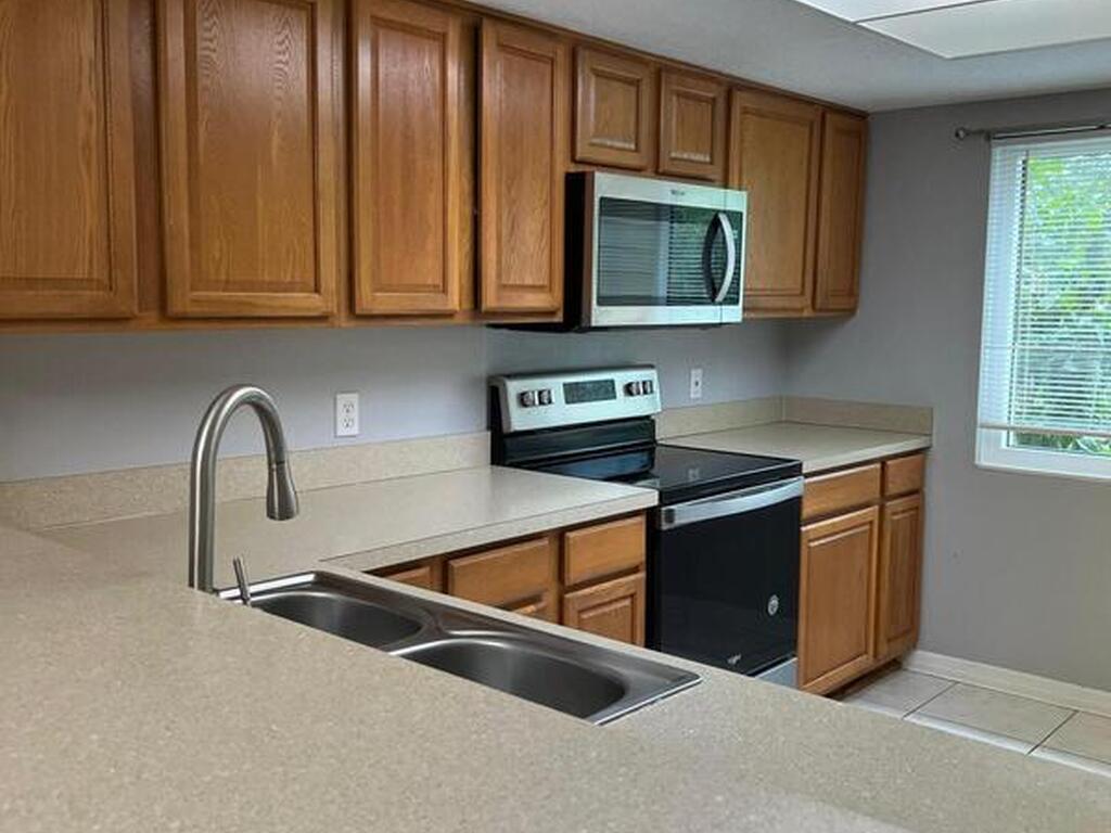 441 N Harbor City Boulevard, Melbourne, FL 32935