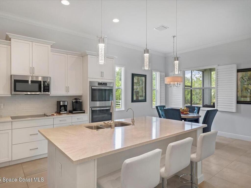 6047 Sequoia Circle, Vero Beach, FL 32967