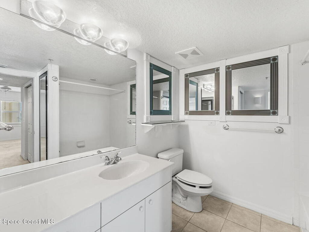 8931 Lake Drive, Cape Canaveral, FL 32920