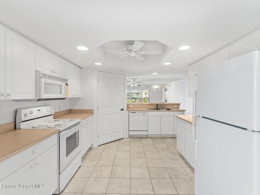 8931 Lake Drive, Cape Canaveral, FL 32920