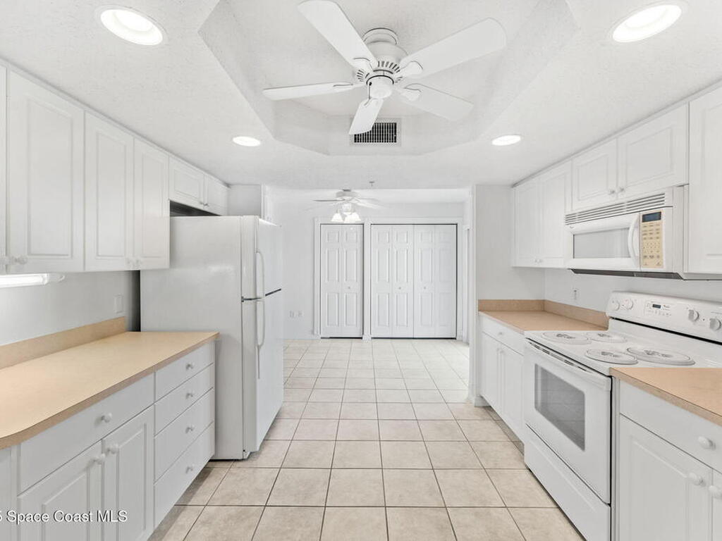 8931 Lake Drive, Cape Canaveral, FL 32920