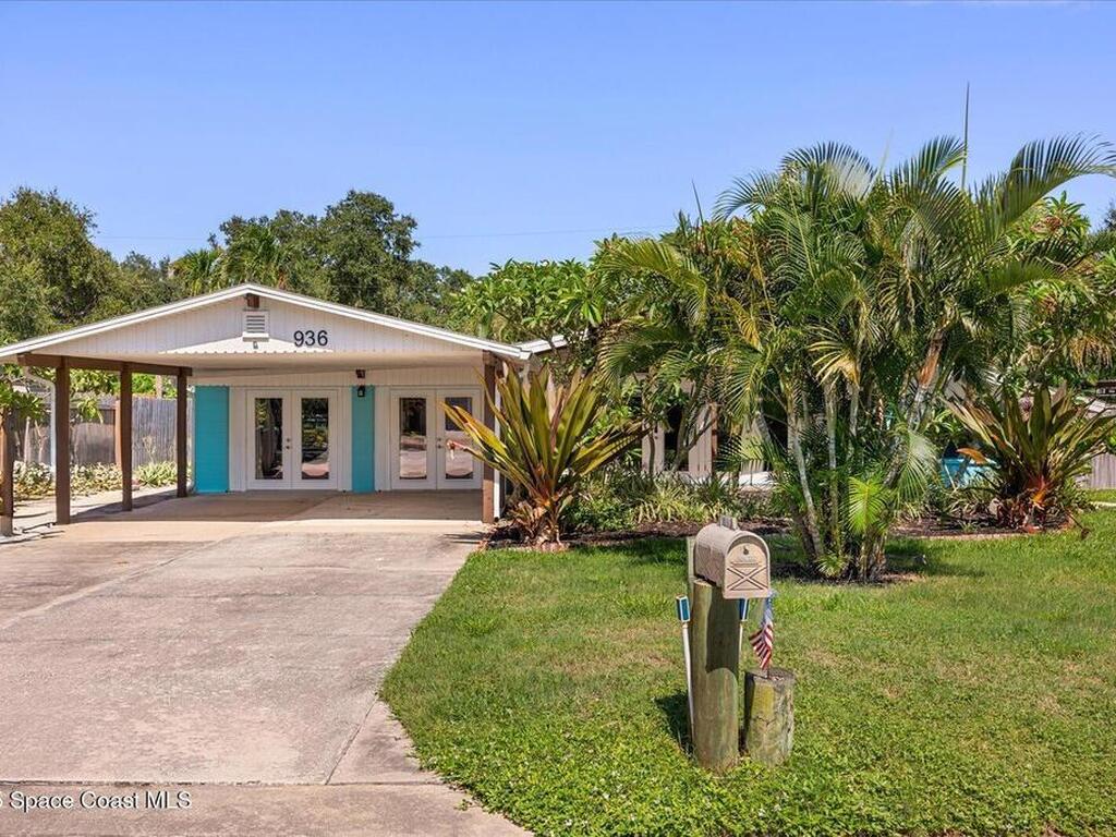936 Santa Cruz Road, Cocoa Beach, FL 32931
