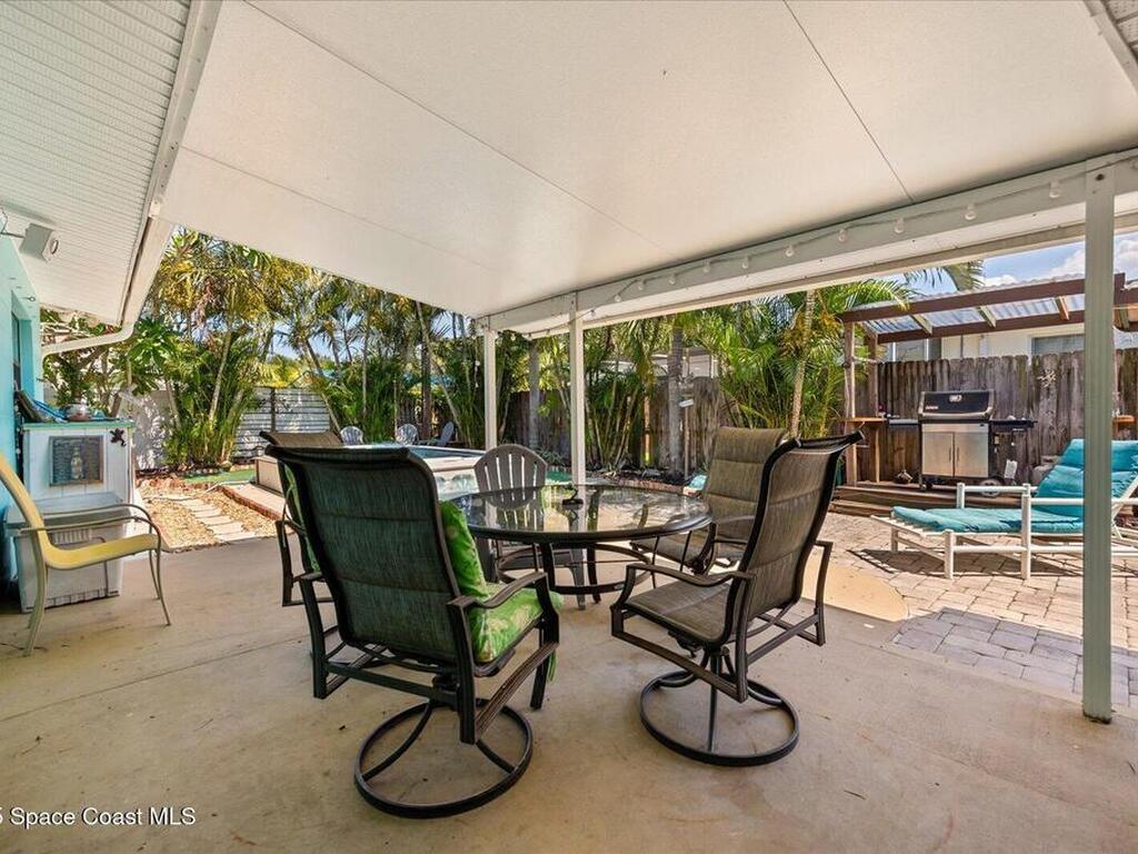 936 Santa Cruz Road, Cocoa Beach, FL 32931