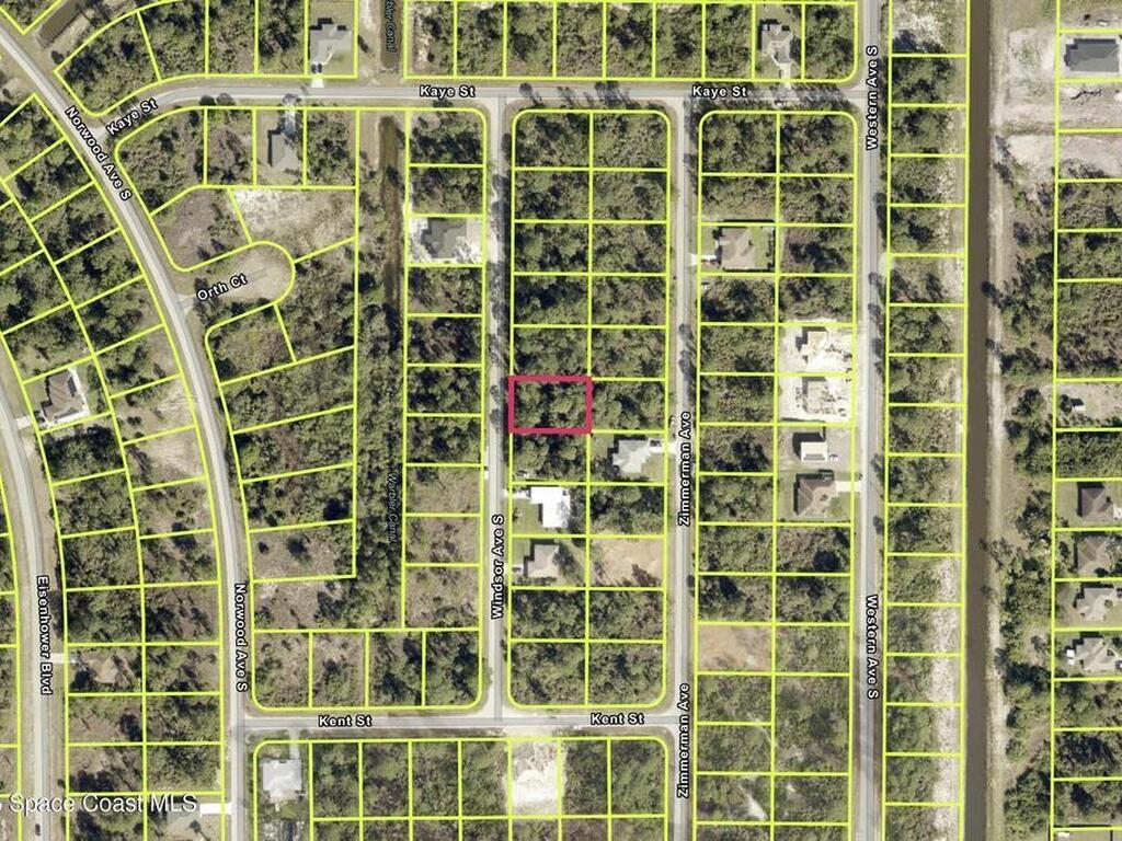 451 Windsor Avenue, Lehigh Acres, FL 33974