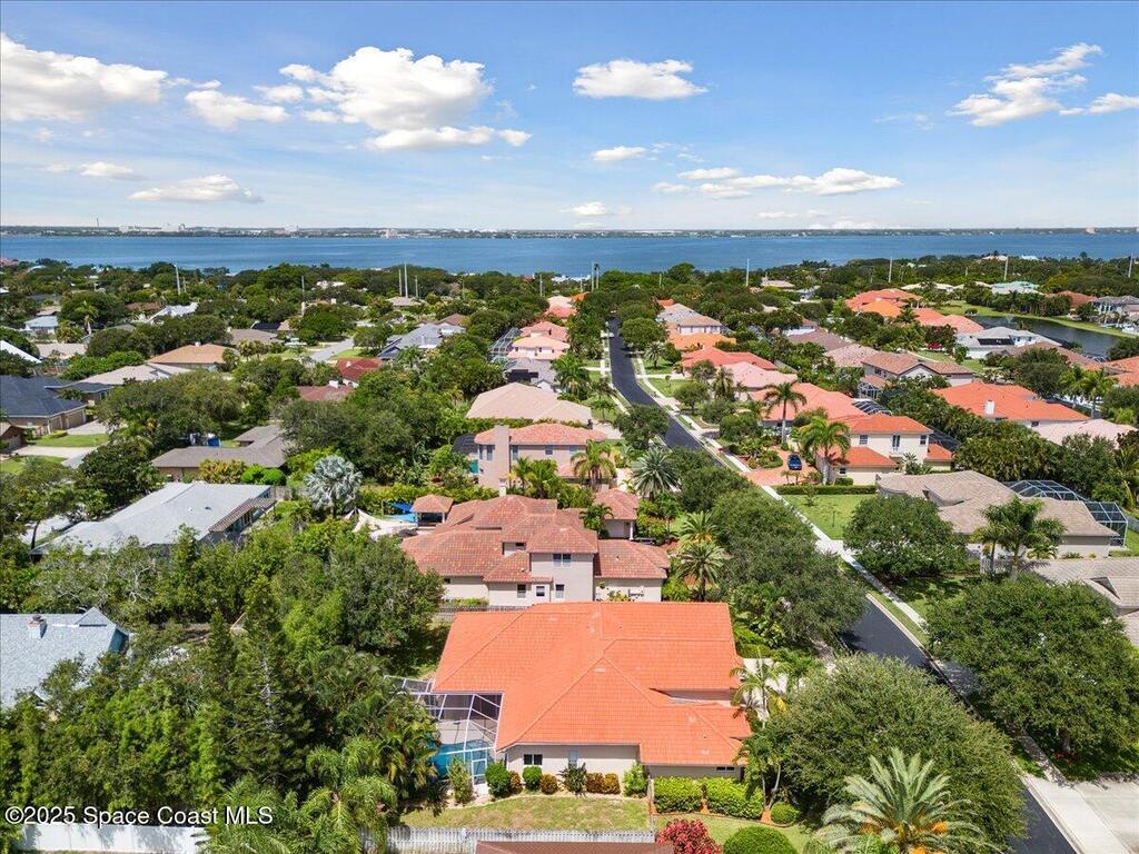 327 Southampton Drive, Indialantic, FL 32903