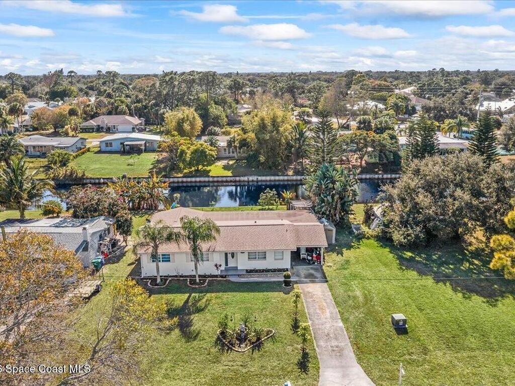 573 Wimbrow Drive, Sebastian, FL 32958