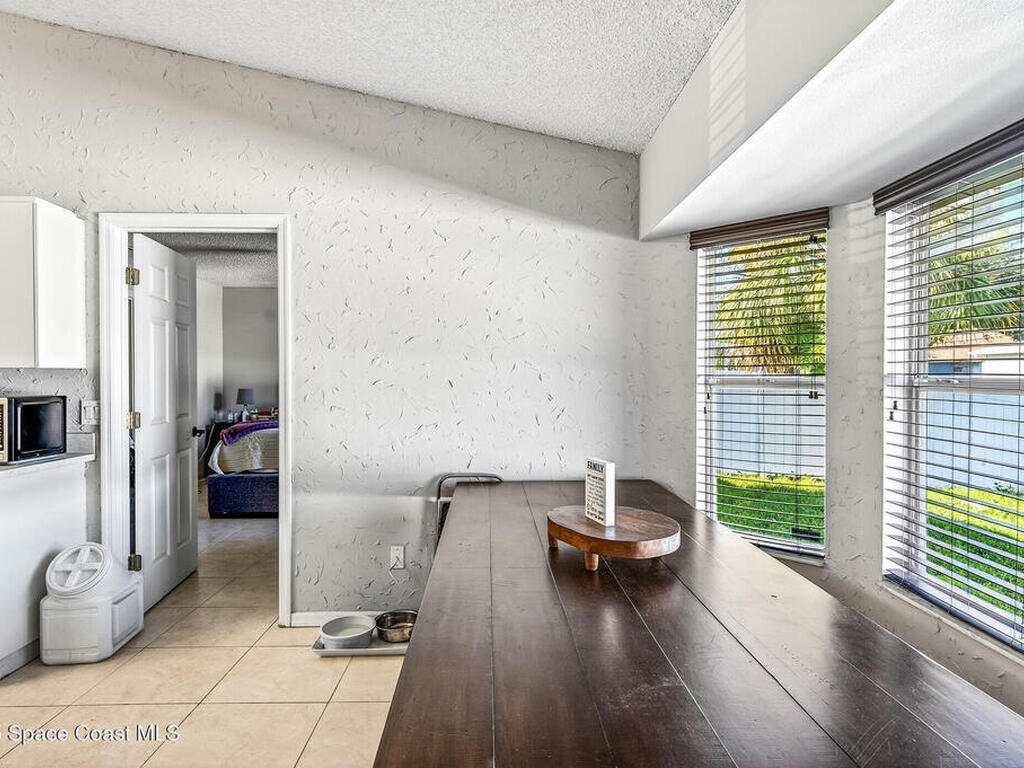 8345 W 98th Avenue, Vero Beach, FL 32967