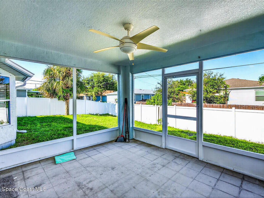 8345 W 98th Avenue, Vero Beach, FL 32967