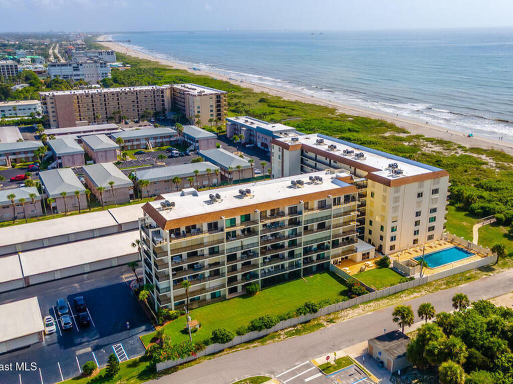 3060 N Atlantic Avenue, Cocoa Beach, FL 32931