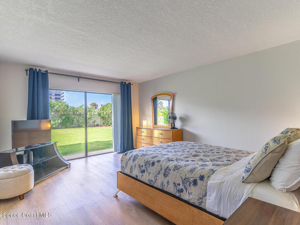 3060 N Atlantic Avenue, Cocoa Beach, FL 32931