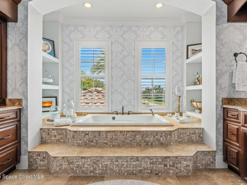 257 Lansing Island Drive, Satellite Beach, FL 32937