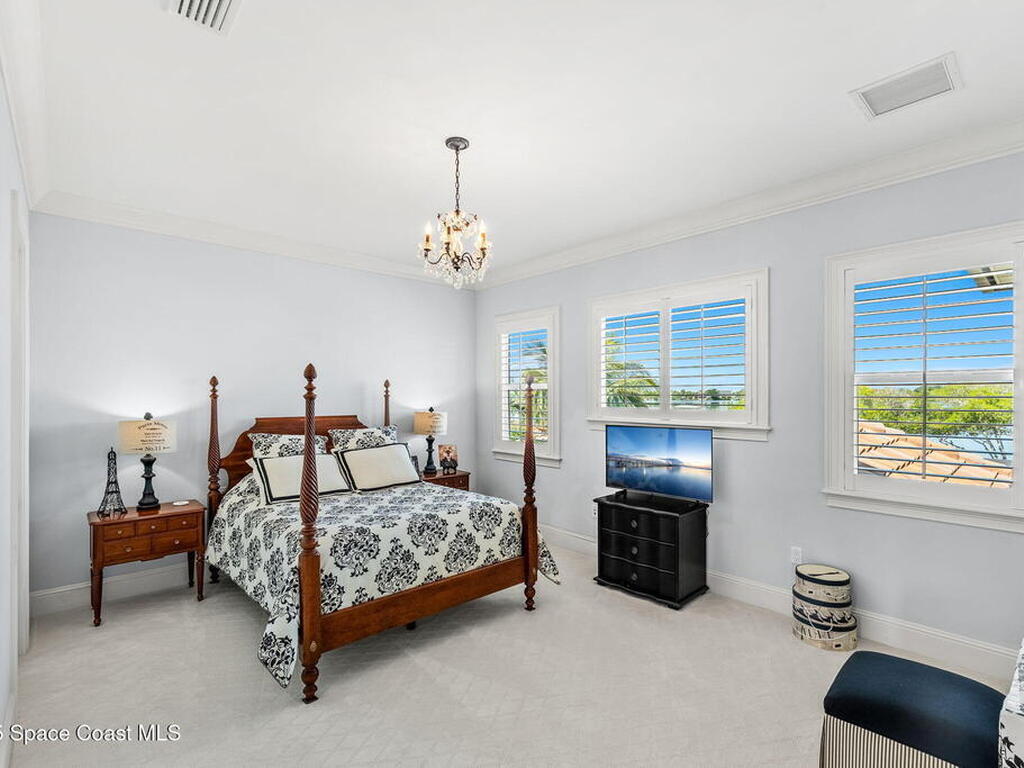 257 Lansing Island Drive, Satellite Beach, FL 32937