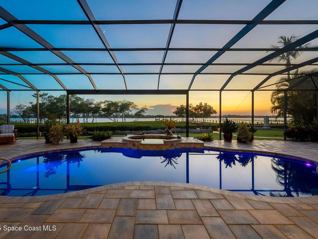 257 Lansing Island Drive, Satellite Beach, FL 32937