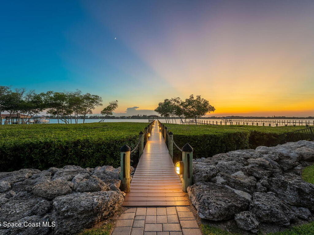 257 Lansing Island Drive, Satellite Beach, FL 32937