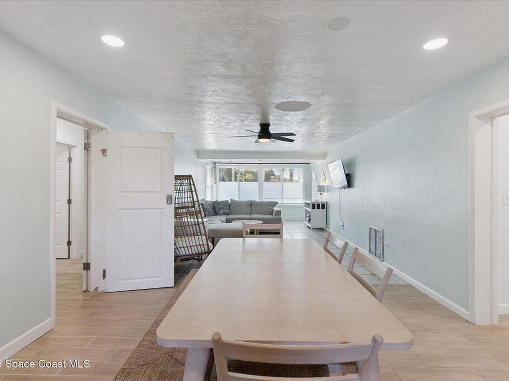 104 W Osceola Lane, Cocoa Beach, FL 32931