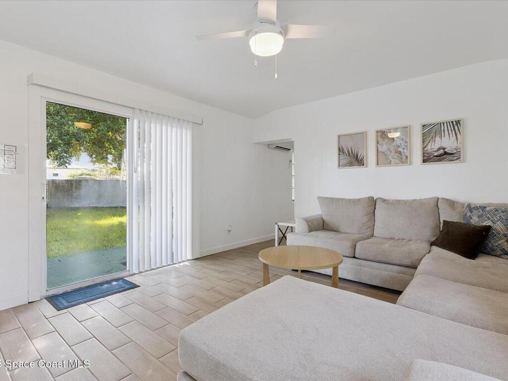 104 W Osceola Lane, Cocoa Beach, FL 32931