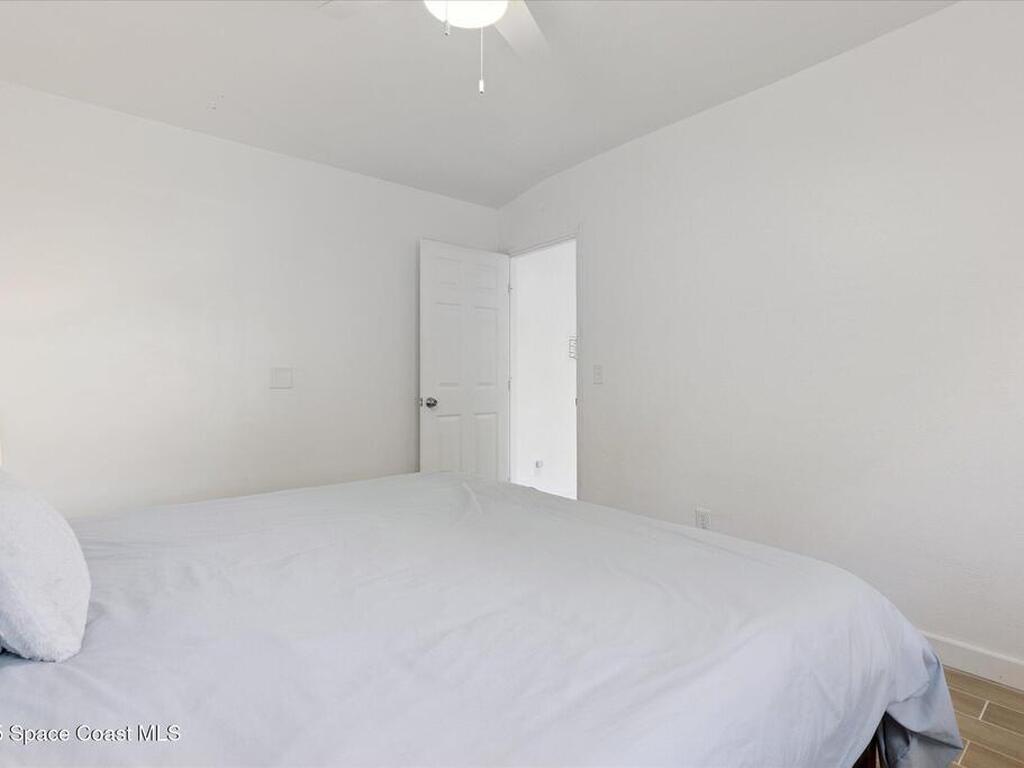 104 W Osceola Lane, Cocoa Beach, FL 32931