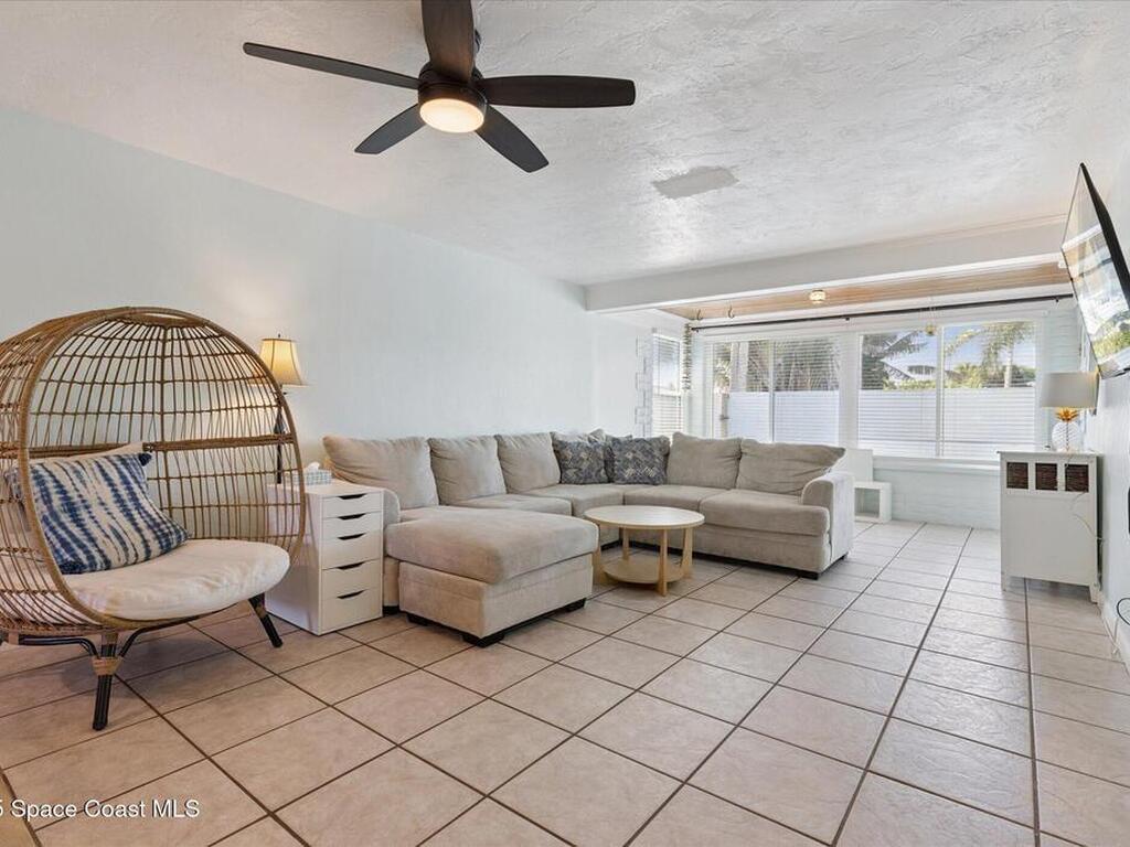 104 W Osceola Lane, Cocoa Beach, FL 32931