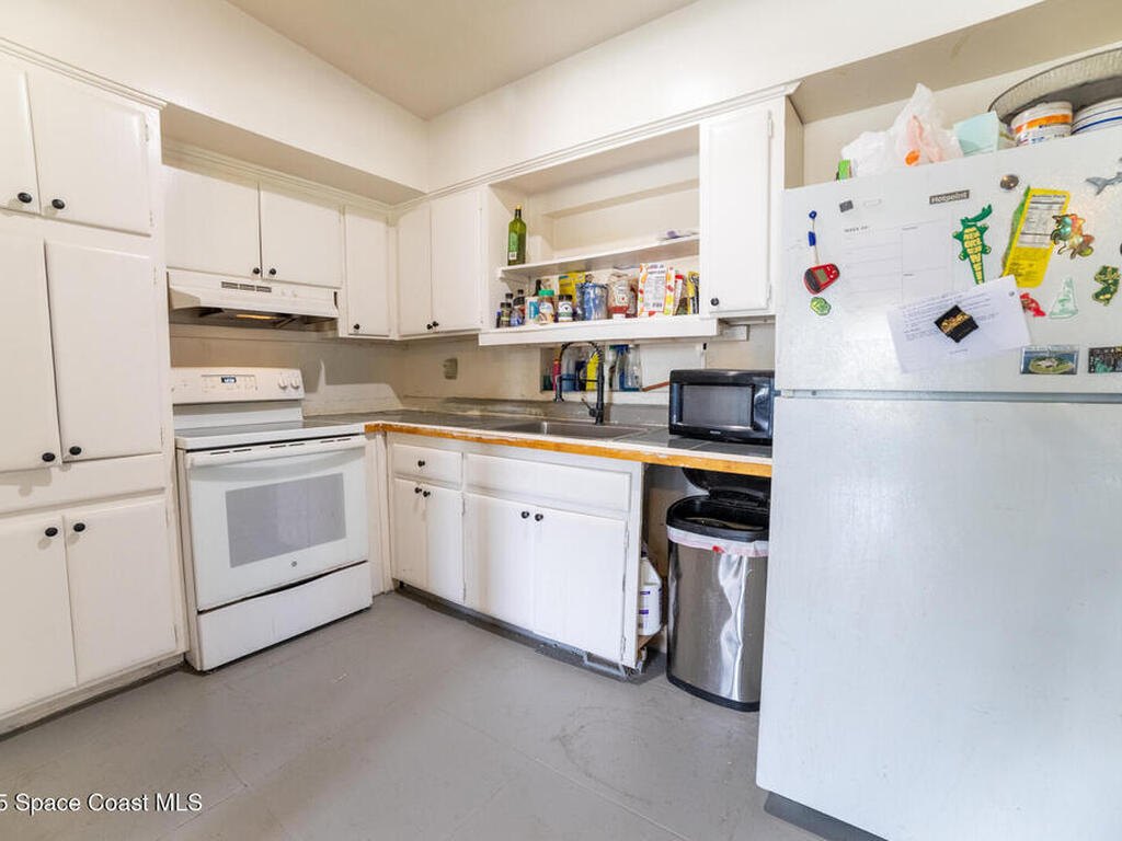 195 N Hilltop Drive, Titusville, FL 32796