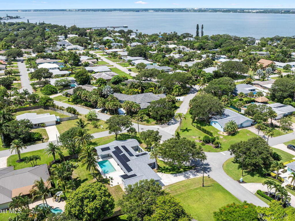 303 Shannon Avenue, Melbourne Beach, FL 32951