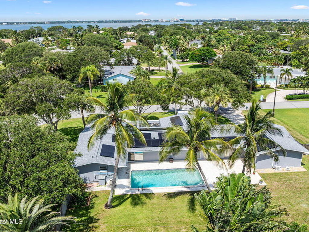 303 Shannon Avenue, Melbourne Beach, FL 32951