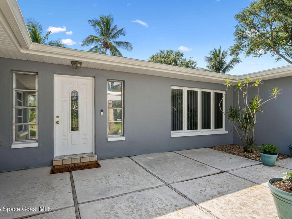 303 Shannon Avenue, Melbourne Beach, FL 32951