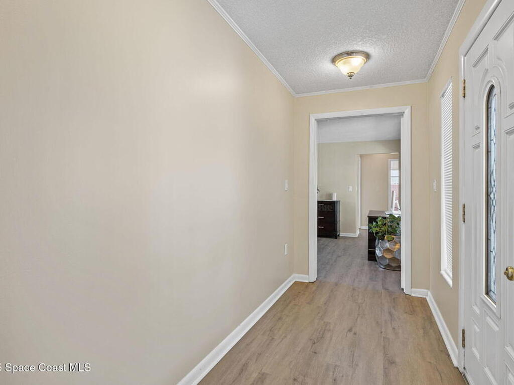 303 Shannon Avenue, Melbourne Beach, FL 32951