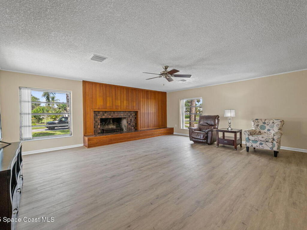 303 Shannon Avenue, Melbourne Beach, FL 32951