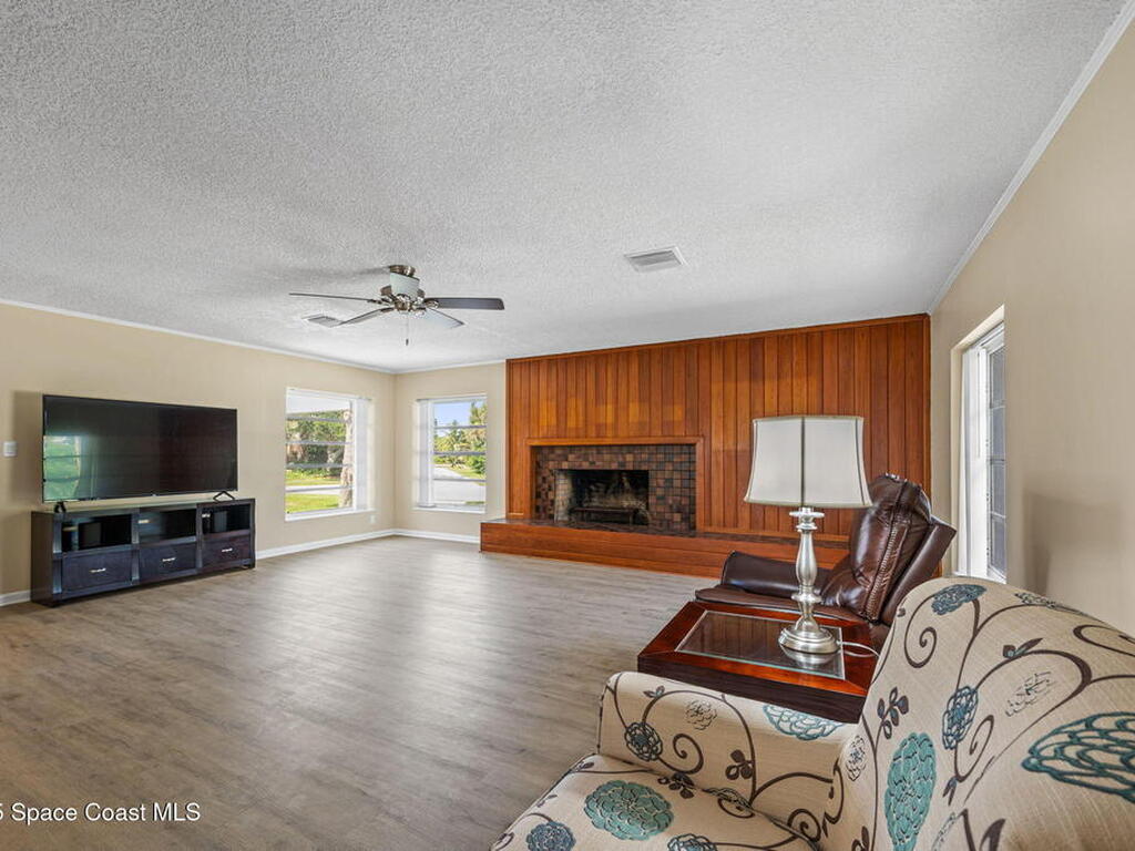 303 Shannon Avenue, Melbourne Beach, FL 32951