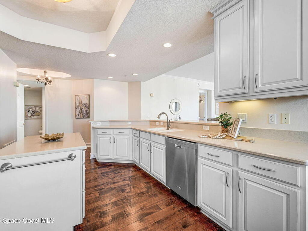 15 N Indian River Drive, Cocoa, FL 32922