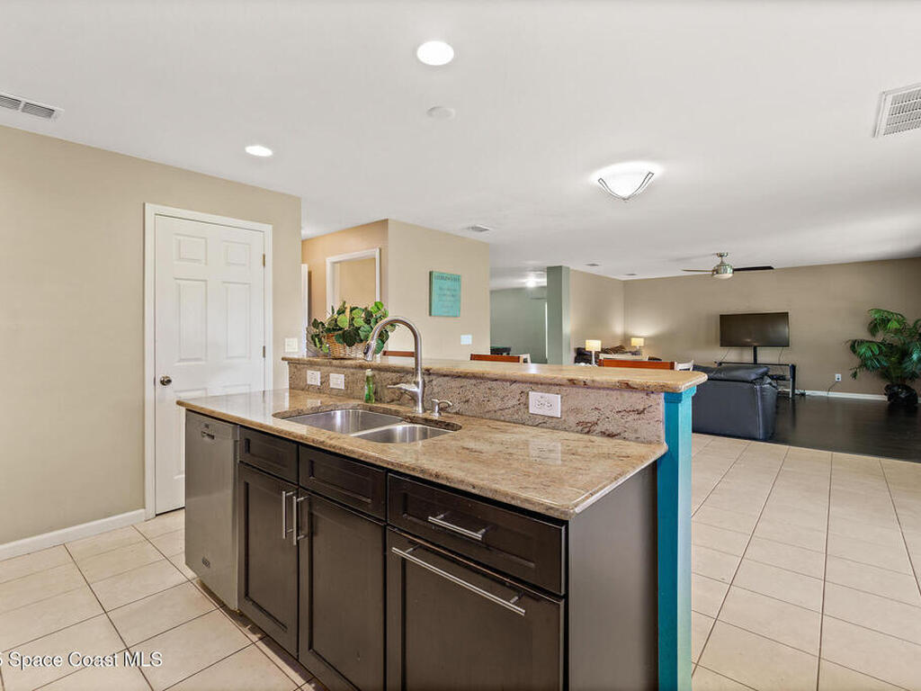 285 Dryden Circle, Cocoa, FL 32926