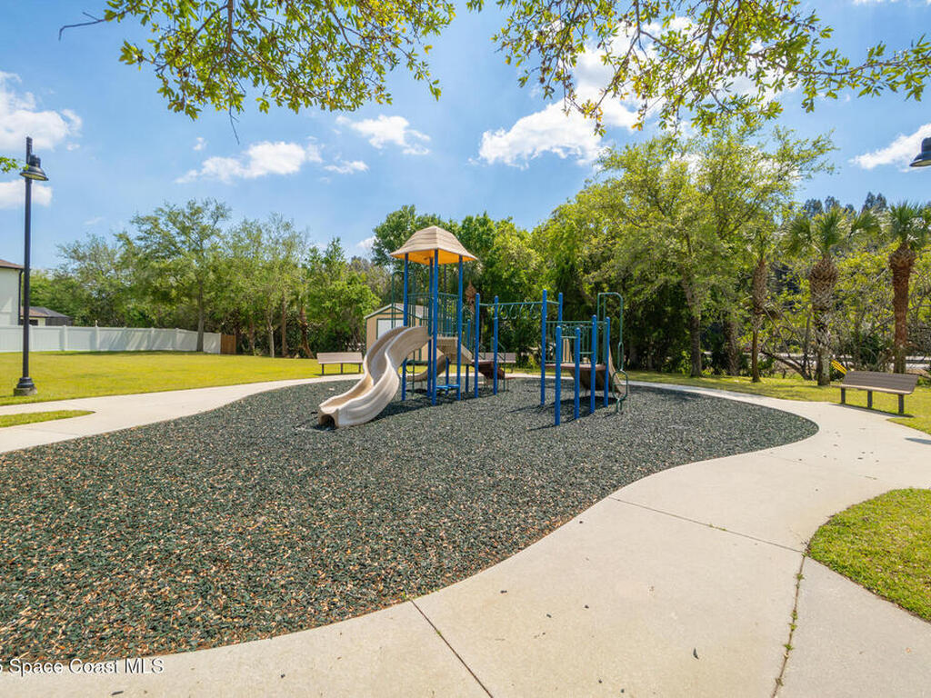 285 Dryden Circle, Cocoa, FL 32926