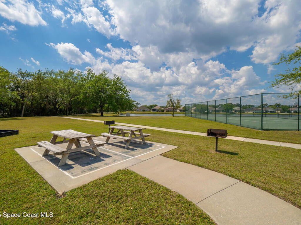 285 Dryden Circle, Cocoa, FL 32926