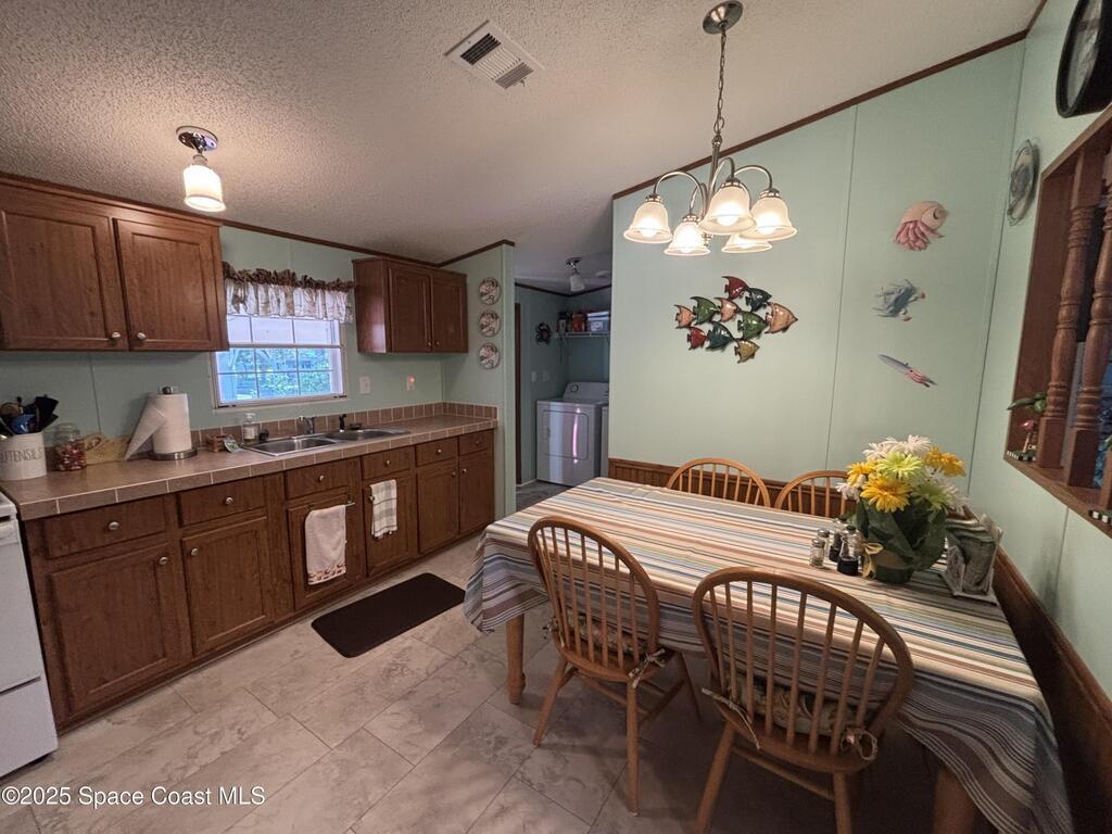 9755 61st Place, Sebastian, FL 32958
