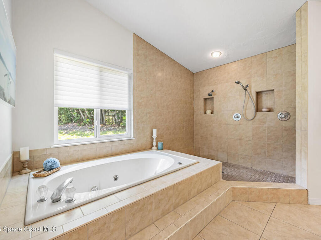 3070 Rio Plumosa, Indialantic, FL 32903
