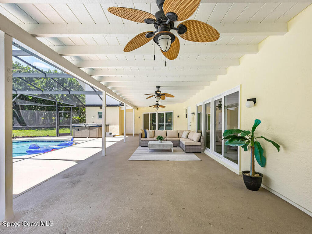 3070 Rio Plumosa, Indialantic, FL 32903