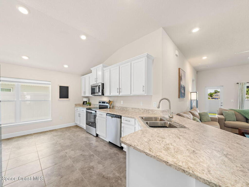 825 Lantana Street, Cocoa, FL 32926