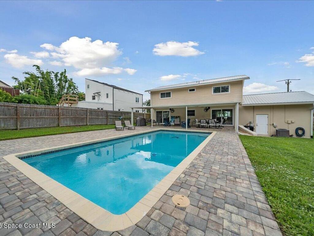 2125 Indian River Drive, Cocoa, FL 32922
