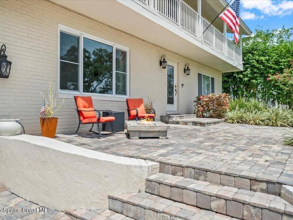 2125 Indian River Drive, Cocoa, FL 32922