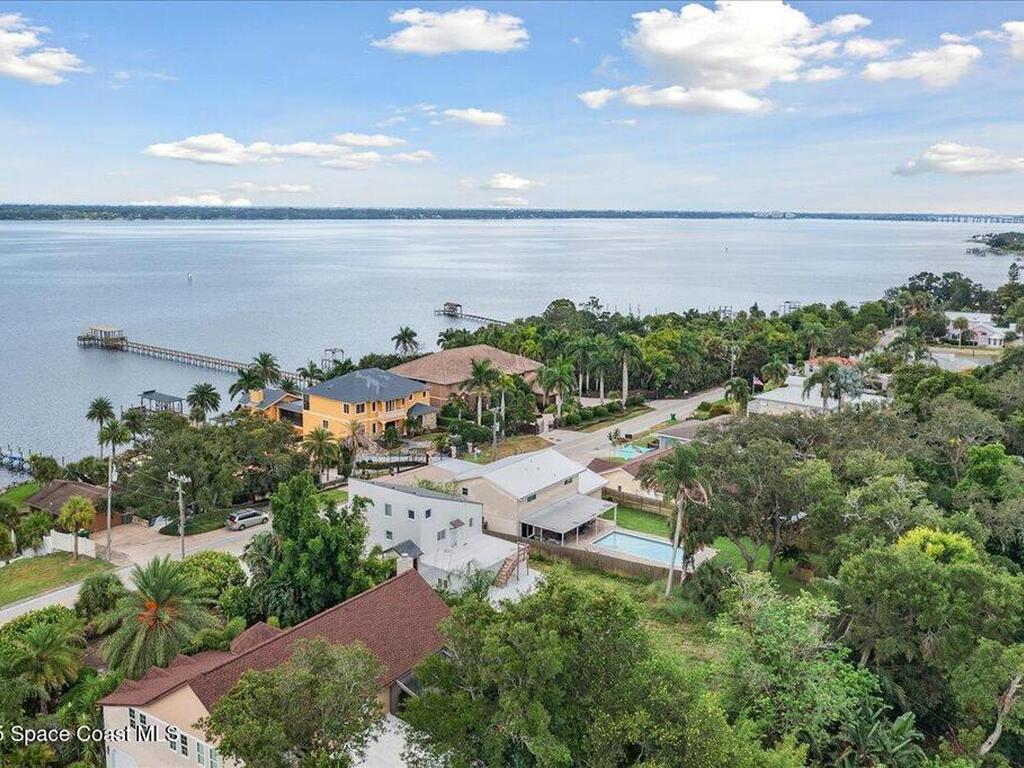2125 Indian River Drive, Cocoa, FL 32922
