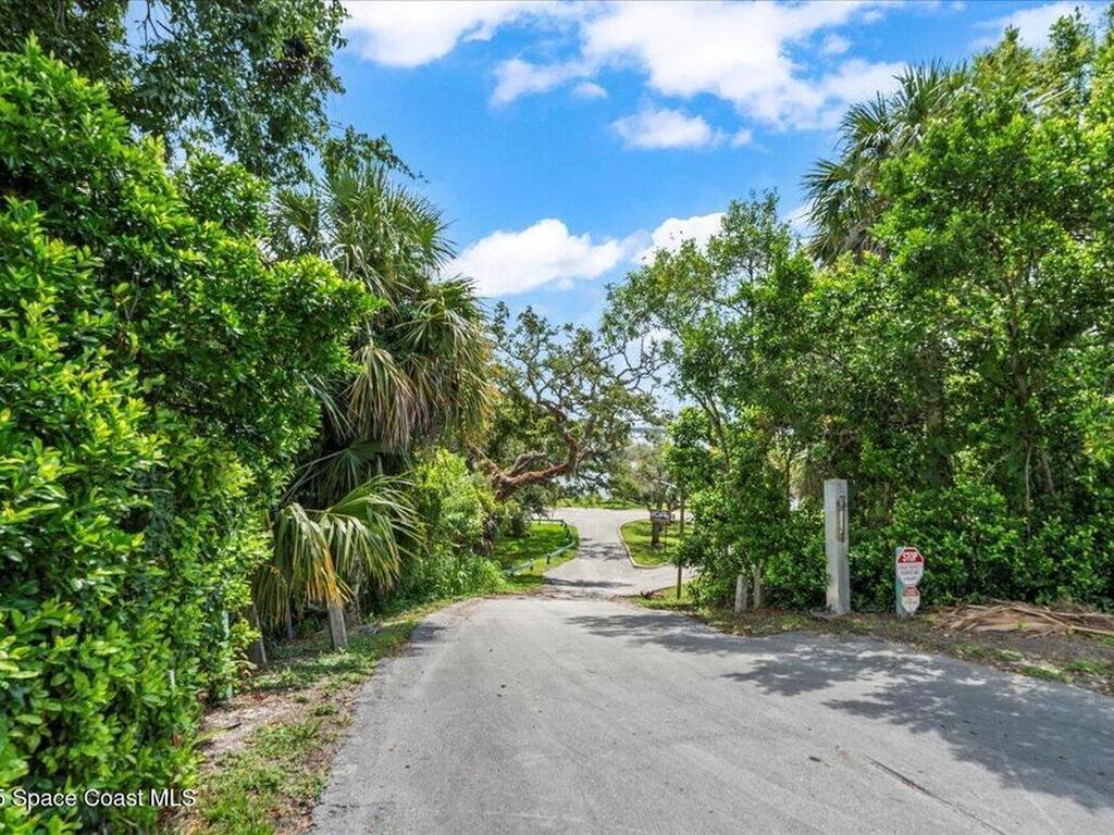 2125 Indian River Drive, Cocoa, FL 32922