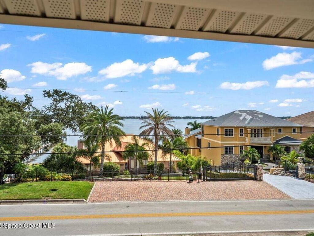 2125 Indian River Drive, Cocoa, FL 32922