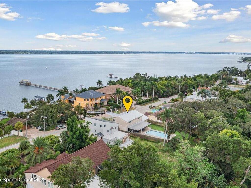 2125 Indian River Drive, Cocoa, FL 32922