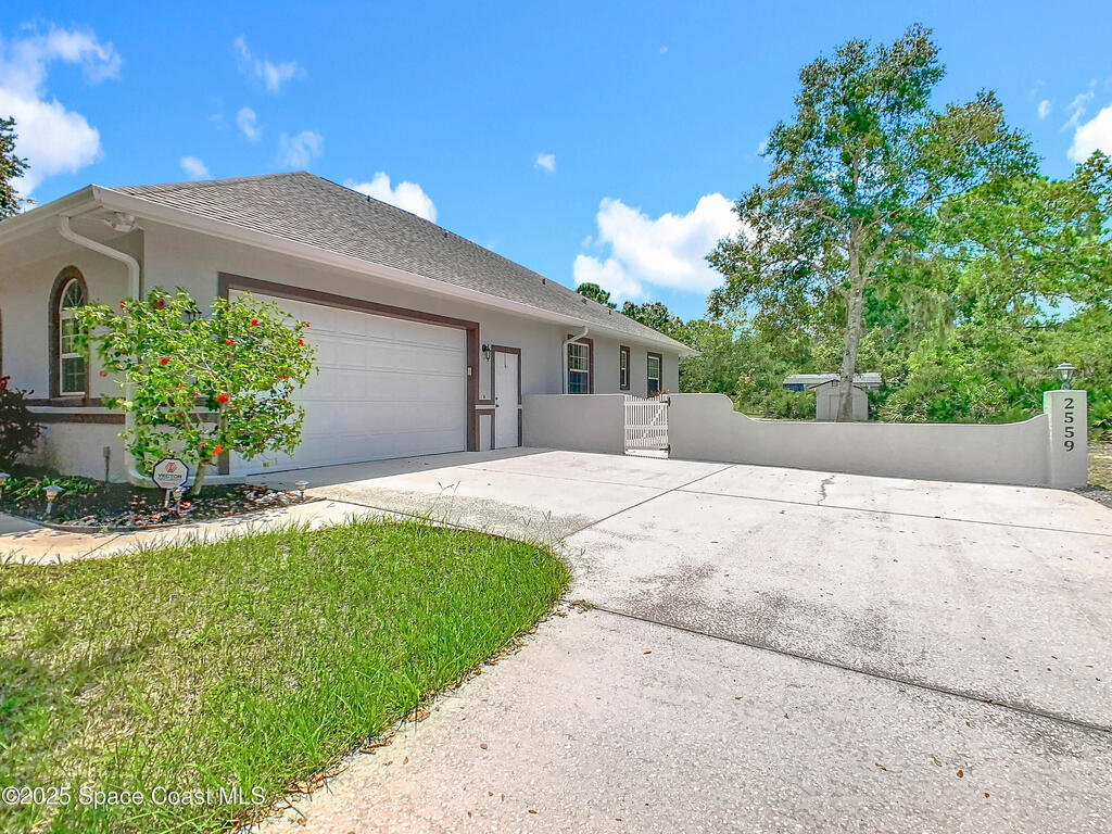 2559 Hooper Road, Cocoa, FL 32926