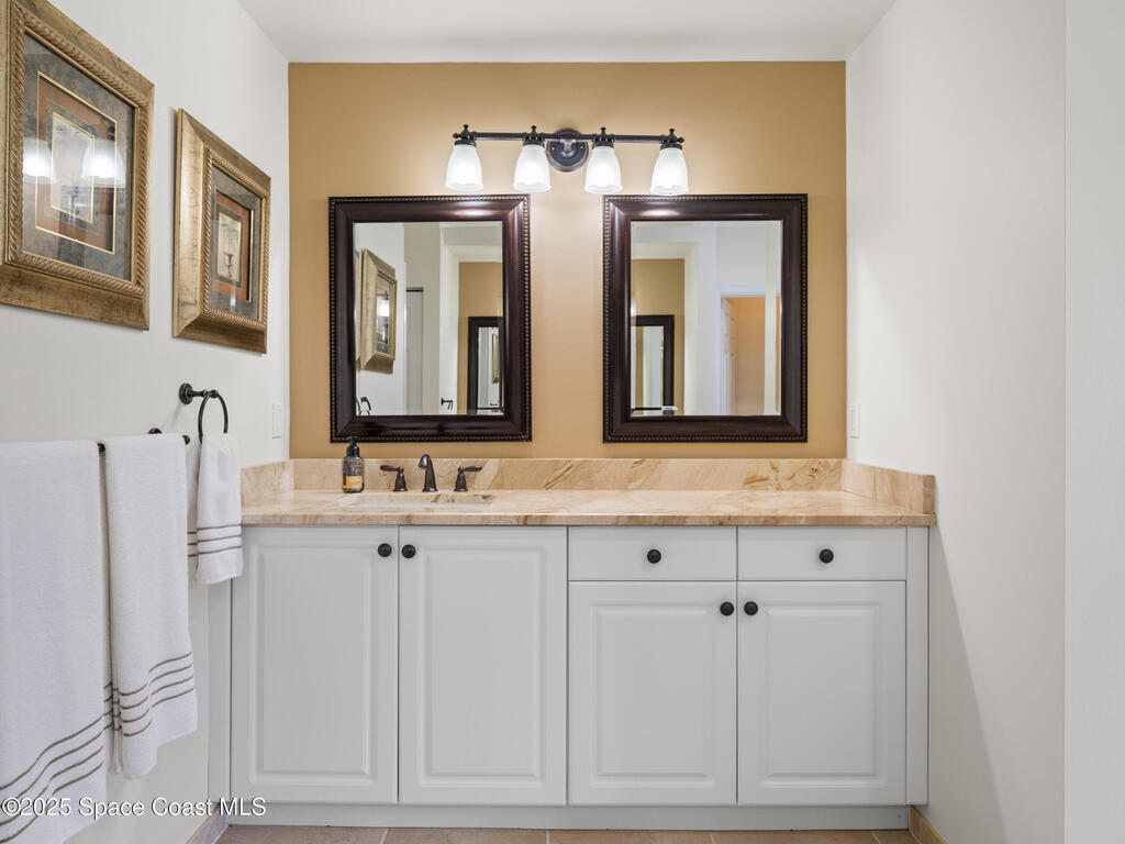 4100 Abington Woods Circle, Vero Beach, FL 32967
